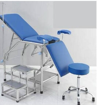 Gynecological examination table + infusion stand + footrest + doctor&rsquo;s chair